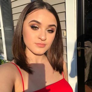 Meet your Posher, Myla